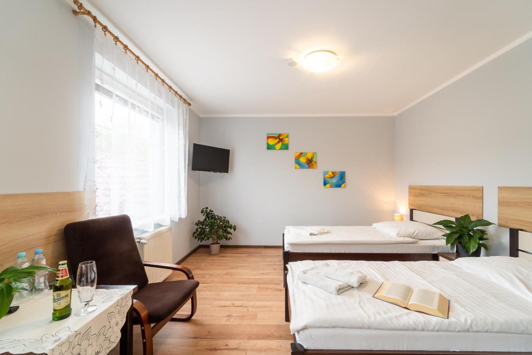 Tawerna "Cicha Przystan" Bed and Breakfast Zielona Góra Eksteriør billede